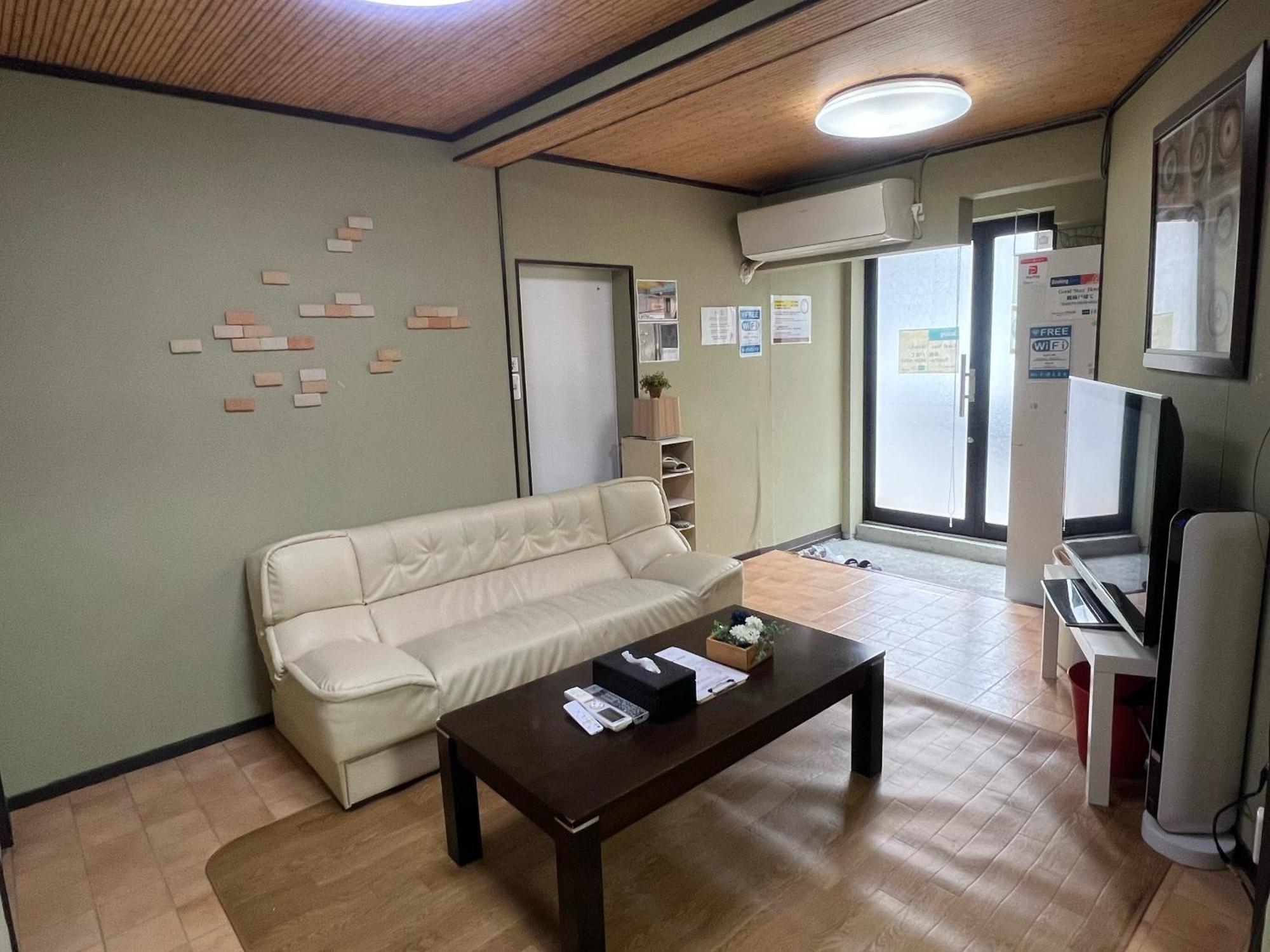 Goodstayhostel鶴橋戸建て Osaca Exterior foto